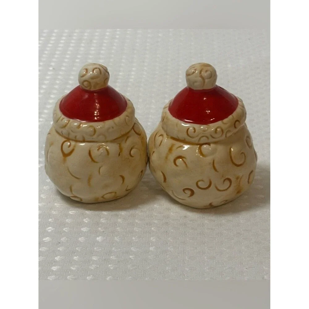 Festive Ceramic Santa Salt and Pepper Shakers Round Curly Swirl Beard Set of 2
